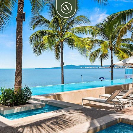 Oceanview Studio - King Bed - Pools - Beachclub Пуерто-Вальярта Екстер'єр фото